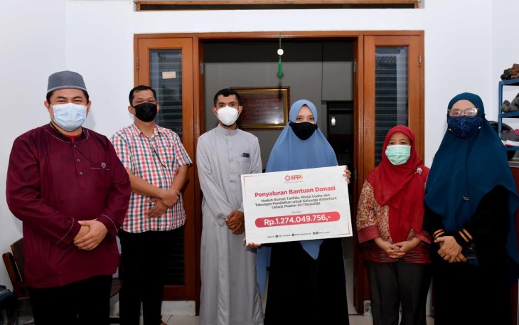 Laznas PPPA Daarul Quran Salurkan Donasi ke Keluarga Mendiang Ustadz Maaher