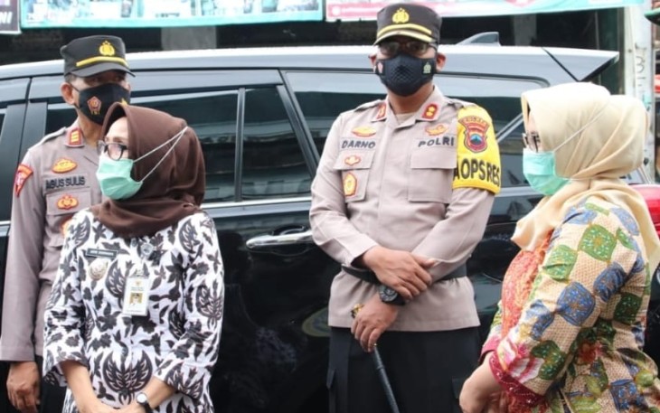 Polres Pekalongan bersam TNI , Satpol PP dan Instni terait lainnya akan menggelar patroli Skala Besar guna untuk melakukan pengawasan Gerakan jateg Dirumah Saja, Sabtu (6/2/2021)