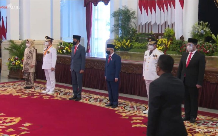 Pelantikan Gubernur dan Wakil Gubernur Bengkulu Terplih Oleh Presiden Joko Widodo di Istana Negara 