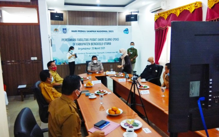 Bupati Mian Resmikan Pusat Daur Ulang Sampah