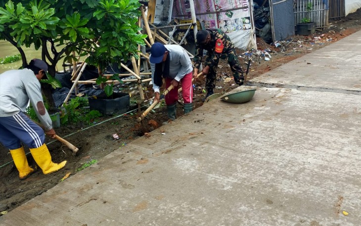 Pembangunan Turap Jalan