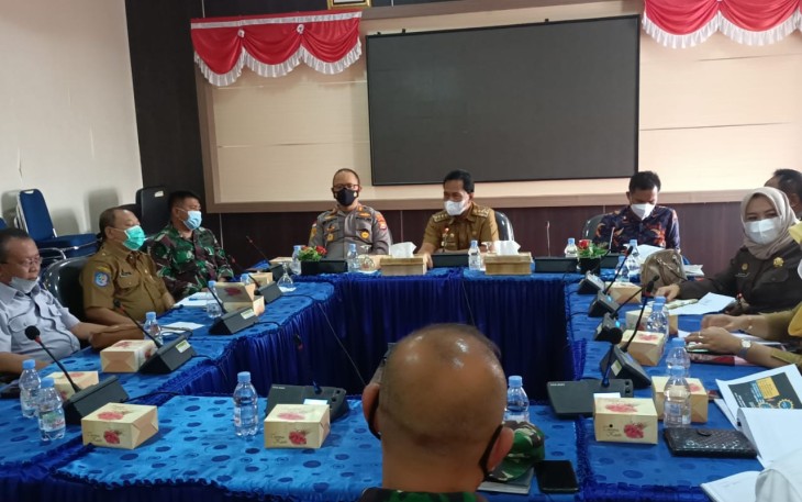 Bupati Ferry Pimpin Rapat Forkopimda Pencegahan Dengan Pihak Terkait 