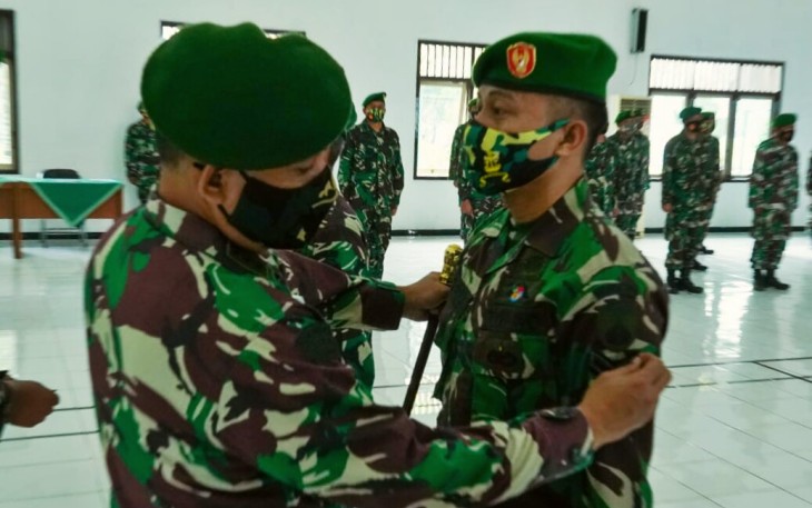 Komandan Korem 071/Wijayakusuma, Kolonel Inf Dwi Lagan Safrudin, S.I.P., melantik prajurit-prajuritnya yang naik pangkat