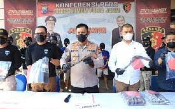 Polda Jatim Berhasil Tangkap Tiga Jambret Spesialis Pecah Kaca Mobil