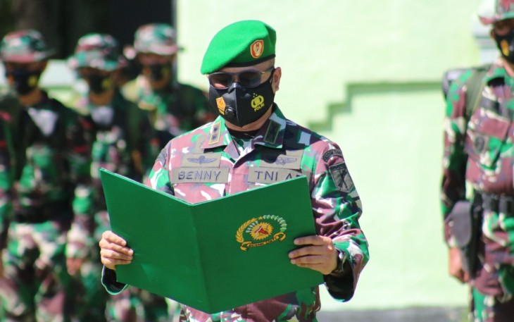 Dandim 1310/Bitung Letkol INF Benny Lesmana SE MHan saat membacakan Laporannya
