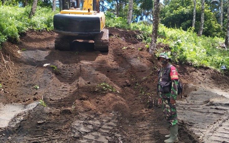 Lokasi Pekerjaan perintisan jalan TMMD ke 111 Kodim 1310/Bitung
