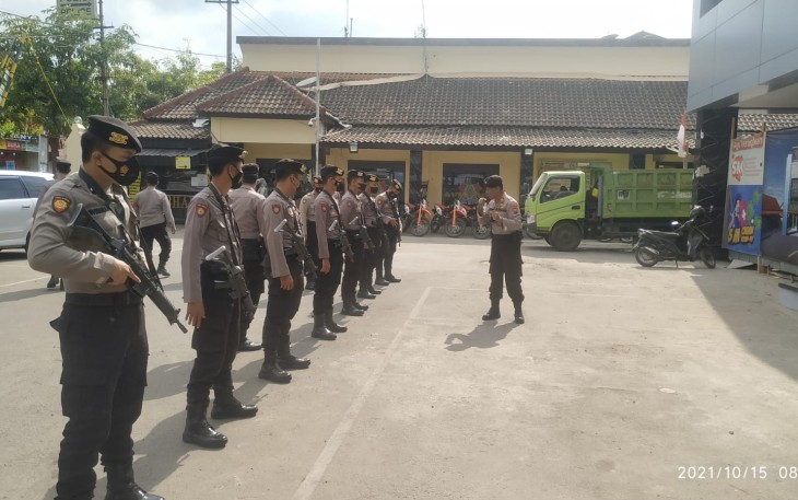 Bintara Remaja Polres Tulungagung Latihan Marksmanship Persenjataan