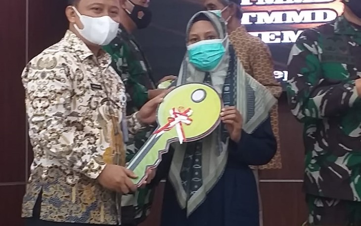 Sekda Depok Minta Warga Rawat Hasil TMMD Ke-112