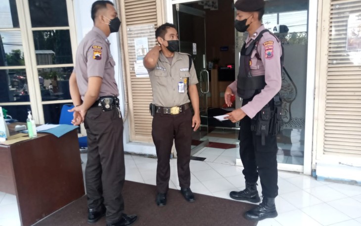 Jajaran Polresta Pekalongan gencarkan patroli bersenjata, Sabtu 6/11/2021