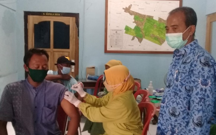 Vaksinasi Covid-19 Dosis Kedua, Astra Zeneca Warga Ketitang