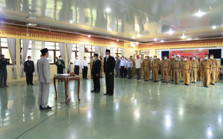 pelantikan Direktur dan Dewan Pengawas Perusahaan Umum Daerah (Perumda) Air Minum Limau Kunci Kabupaten Lambar