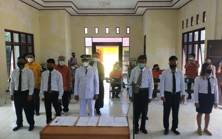 acara pelantikan Kades Bereng Jun dan peresmian anggota BPD Desa Tumbang Sepan bertempat di GPU Kecamatan Manuhing, Kabupaten Gunung Mas