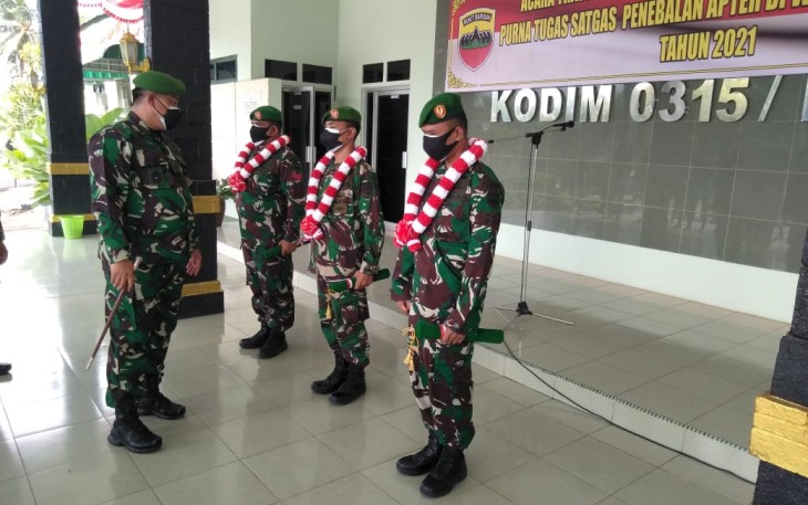 Dandim 0315/Bintan Pimpin Korp Raport Anggota Kodim 0315/Bintan Yang Purna Tugas Sebagai Satgas Penebalan Apter diwilayah Kodam XVI/Patimura