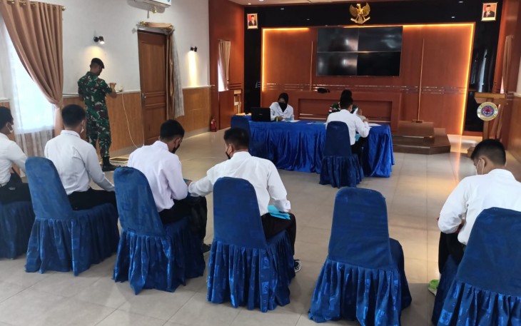 Pangkalan TNI AL Tg, Balai Karimun (Lanal TBK) melaksanakan pendaftaran Calon Prajurit Bintara PK Pria/Wanita dan Tamtama Pria Gelombang I tahun 2022 sejak tanggal 13 Desember 2021 