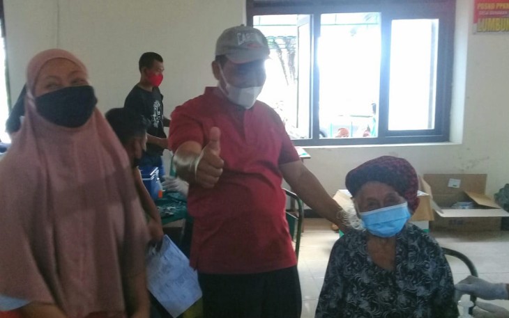 Salah seorang lansia  87 thn, yg menerima vaksinasi Covid-19