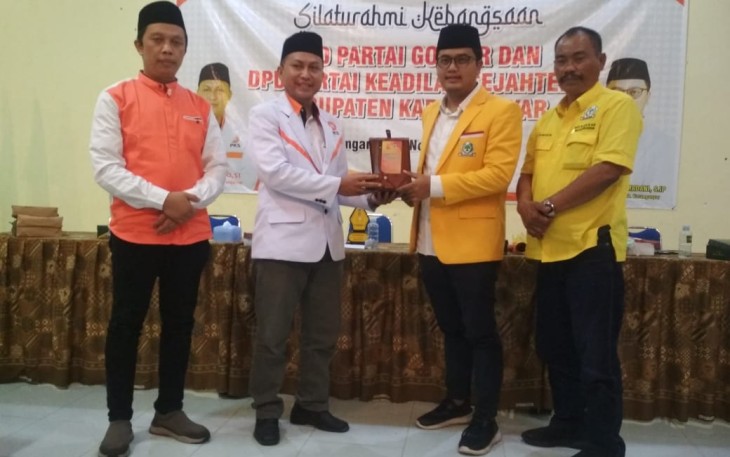 Silaturahmi Kebangsaan DPD Partai Golkar dan DPD Partai Keadilan Sejahtera Kabupaten Karanganyar, Kamis (04/11/2021) malam.