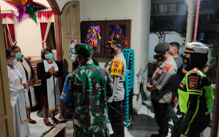 Dandim dan Kapoles Pantau Pengamanan  Gereja