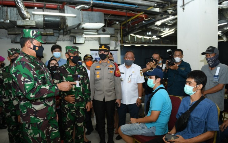 Kasal Tinjau Serbuan Vaksinasi