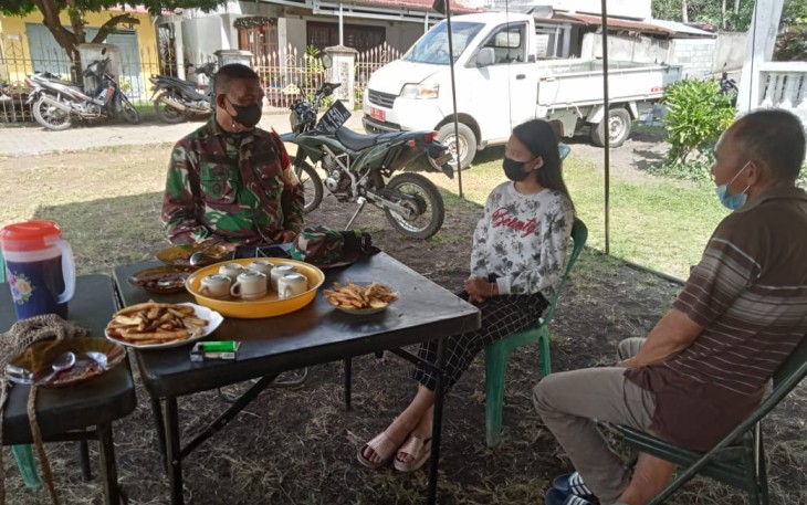Viola Bersama Ayahnya Bertemu dengan dan SSK TMMD kodim Bitung