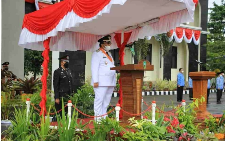 Bupati Pasaman Bertindak Sebagai Inspektur Upacara
