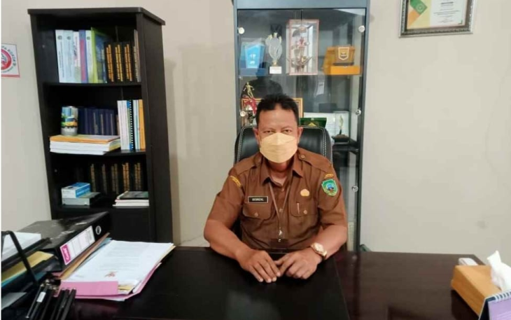 Plt Kepala Dinas Kesehatan Desrizal
