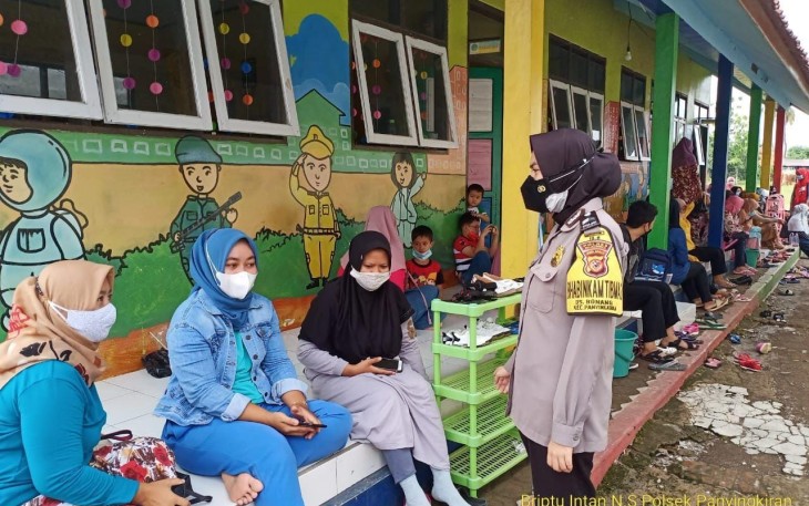 Himbauan Prokes Yang Humanis Polwan Bhabinkamtibmas Polres Majalengka