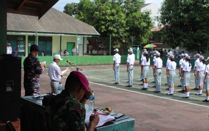 Salah peserta yang tersisa sedang melakukan PBB dan TUB