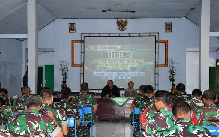 Anggota Kodim 0802/Ponorogo saat Ikuti Litpers TW III Tahun 2022