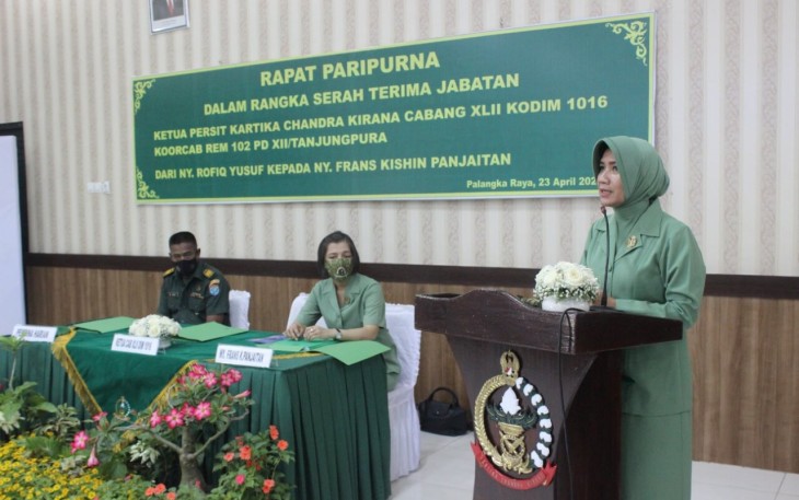 Rapat Paripurna Dalam Rangka Serah Terima Jabatan Ketua Persit KCK Cabang XLII Kodim 1016 