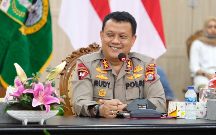 Kapolda Banten Irjen Pol Prof. Dr. Rudy Heriyanto saat ikuti rakor