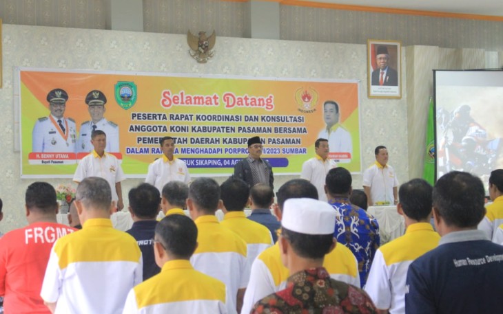 Rakor Koni Pasaman di Aula lantai III Kantor Bupati Pasaman, Kamis (4/8/2022).