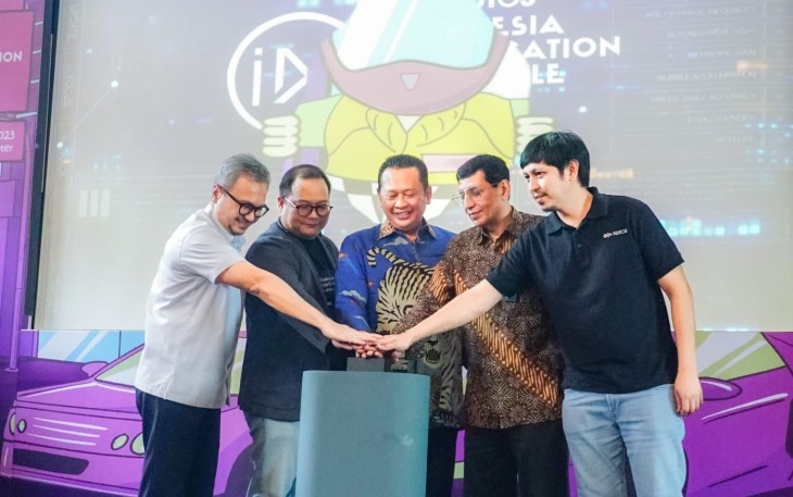 Bamsoet dalam Kick Off penyelenggaraan OLX Autos IMX 2023, di Jakarta, Senin (28/11/22).