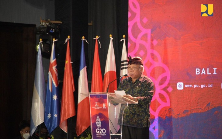 Menteri PUPR Basuki Hadimuljono saat memberikan sambutan