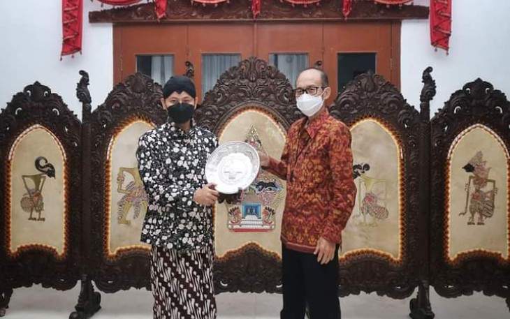 Bupati Trenggalek, Mochamad Nur Arifin, saat menerima kunjungan kerja, Pemkab Klungkung, Kamis (27/1/2022) (Foto : Hardi Rangga, klikwarta.com)