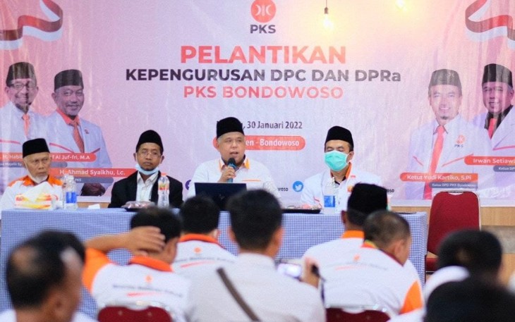 Pelantikan 20 DPC dan 104 DPRa, di Graha Ijen Bondowoso