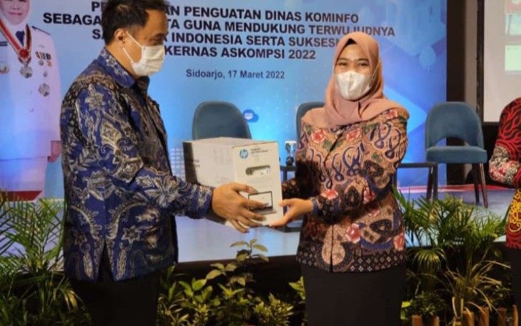 Diskominfotik Provinsi Bengkulu, terpilih sebagai the Best Question, pada Rakor SDI 2022 di Sidoarjo, Jawa Timur 