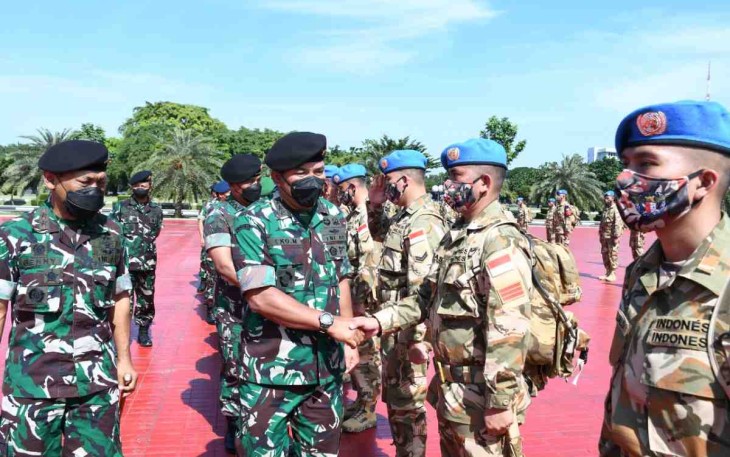 TNI Berangkatkan Satgas Kompi Zeni TNI Konga XX-S/MONUSCO Ke Kongo
