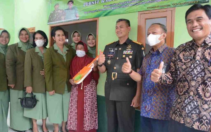 Pangdam III/Slw Tinjau Vaksinasi di Lembah Wayang Pangalengan