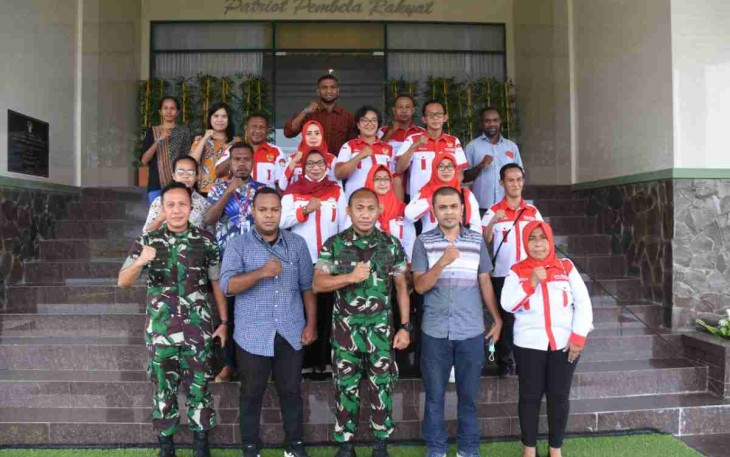 Pandam Kasuari (tengah) bersama DPD Gercin PB. Jum'at (22/4/2022)