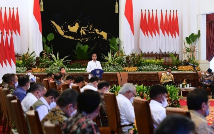 Penyampaian presiden dalam sidang kabinet paripurna di Jakarta. Senin (09/05/2022)