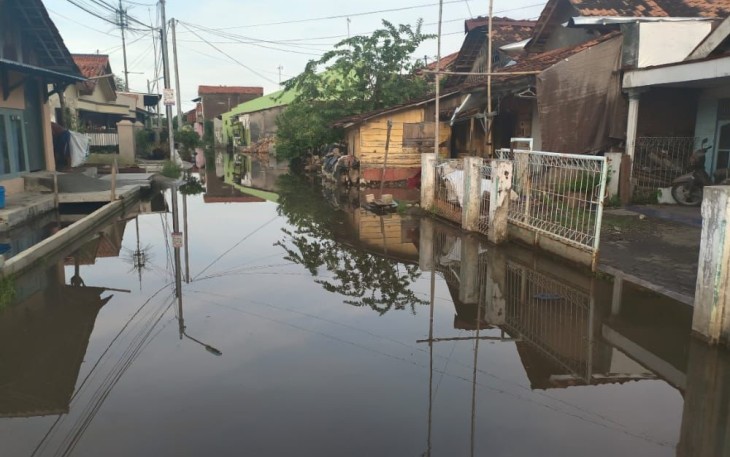 Ketinggian banjir di wilayah Kota Pekalongan mulai berangsur surut. Selasa (17/05/2022)