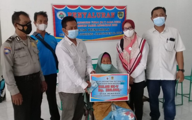 Penyaluran BLT-DD kepada 107 KPM oleh Pemdes Kenaiban, Rabu (18/5/2022)