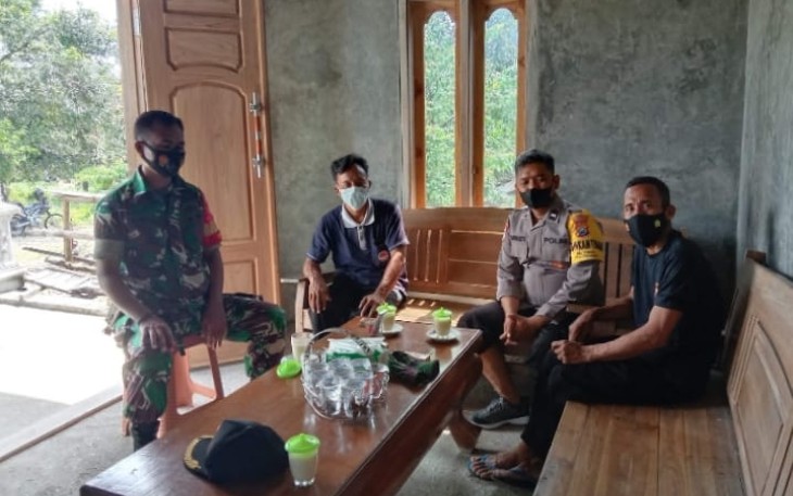 Pererat silaturahmi dengan warga binaan