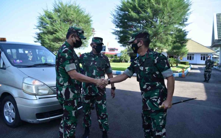 Danlanud Supadio sambut Asops Panglima TNI di lanud Supadio