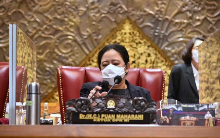 Puan saat membuka rapat anggaran PEN 