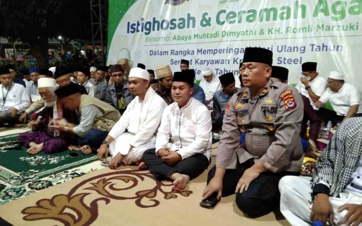 Kapolsek Purwakarta saat menghadiri acara HUT Serikat Pekerja PT. KS Cilegon
