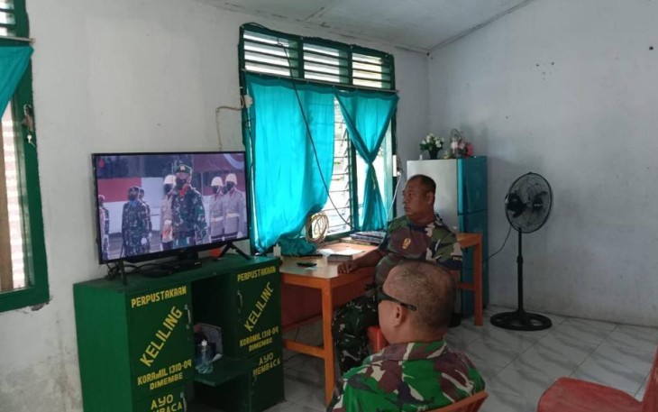 Personel Kodim 1310/Bitung, saat mengikuti upacara peringatan hari lahir Pancasila, Rabu (1/6/2022).