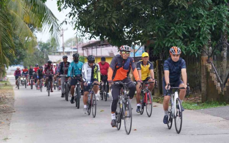 Gowes bersama Korem 121/Abw
