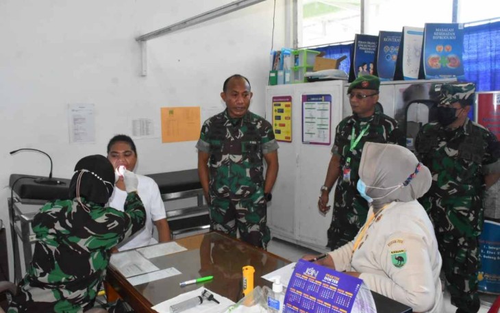 Pangdam saat tinjau pelaksanaan seleksi kesehatan catar akmil
