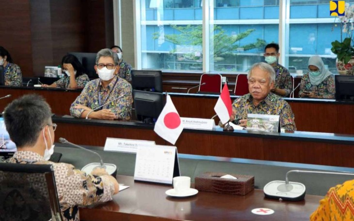 Menteri Basuki saat pertemuan dengan JICA di Jakarta 